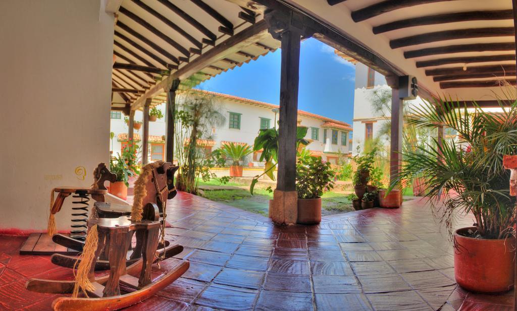 Hotel Santa Viviana Villa De Leyva Bagian luar foto