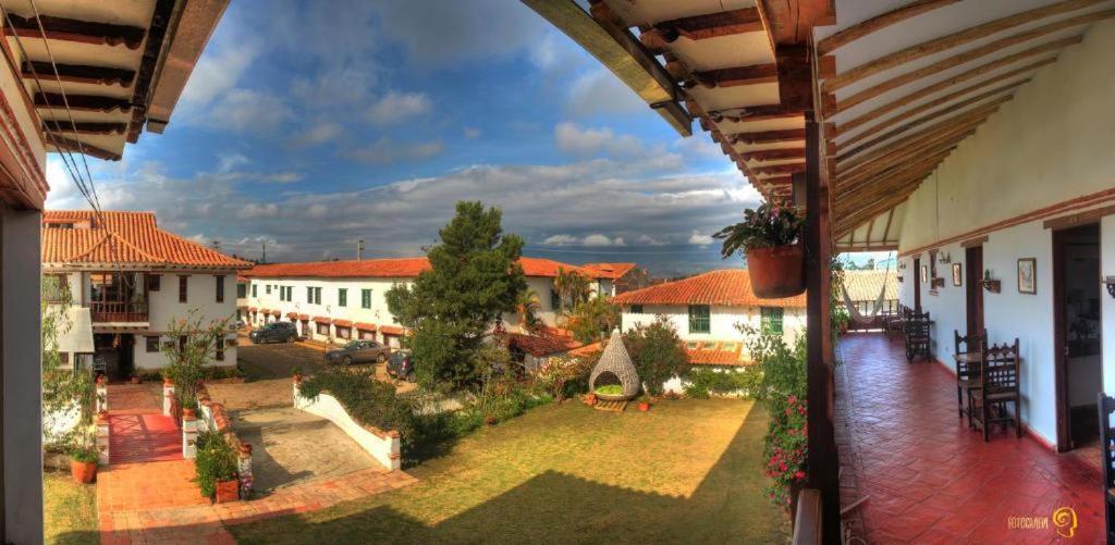Hotel Santa Viviana Villa De Leyva Bagian luar foto